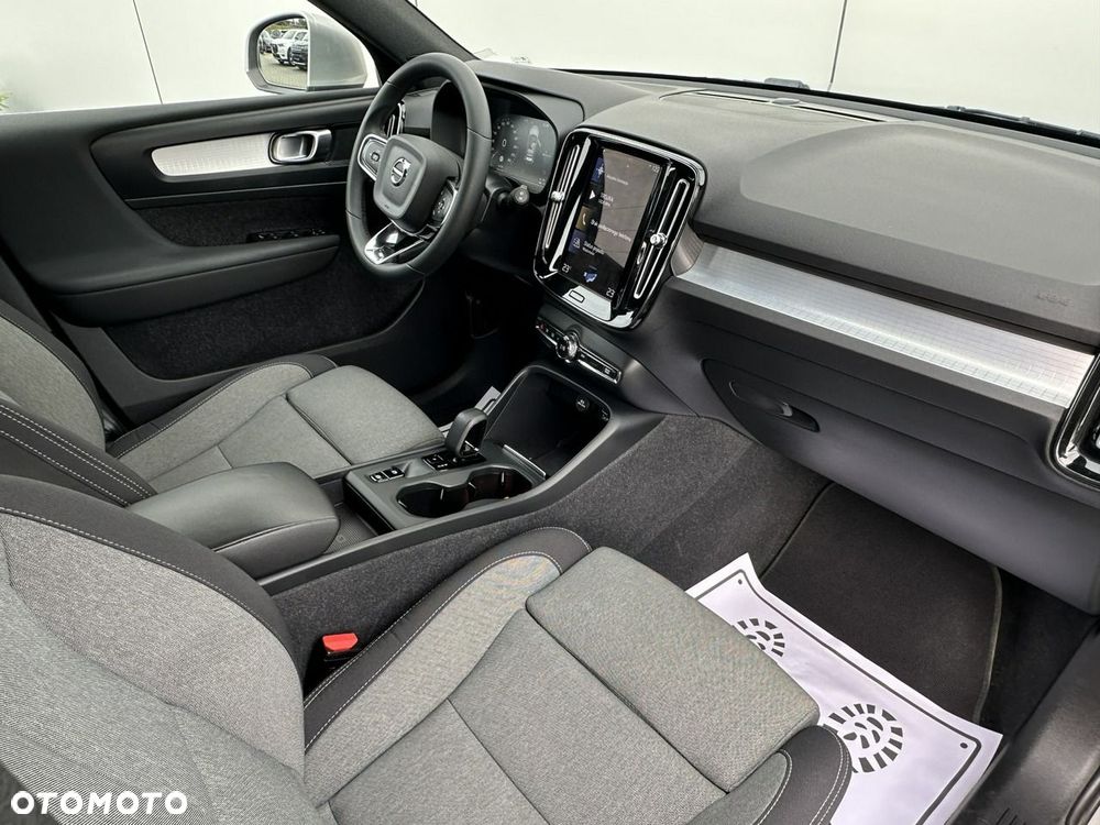 Volvo XC 40 T4 Plug-In Hybrid Core - 18