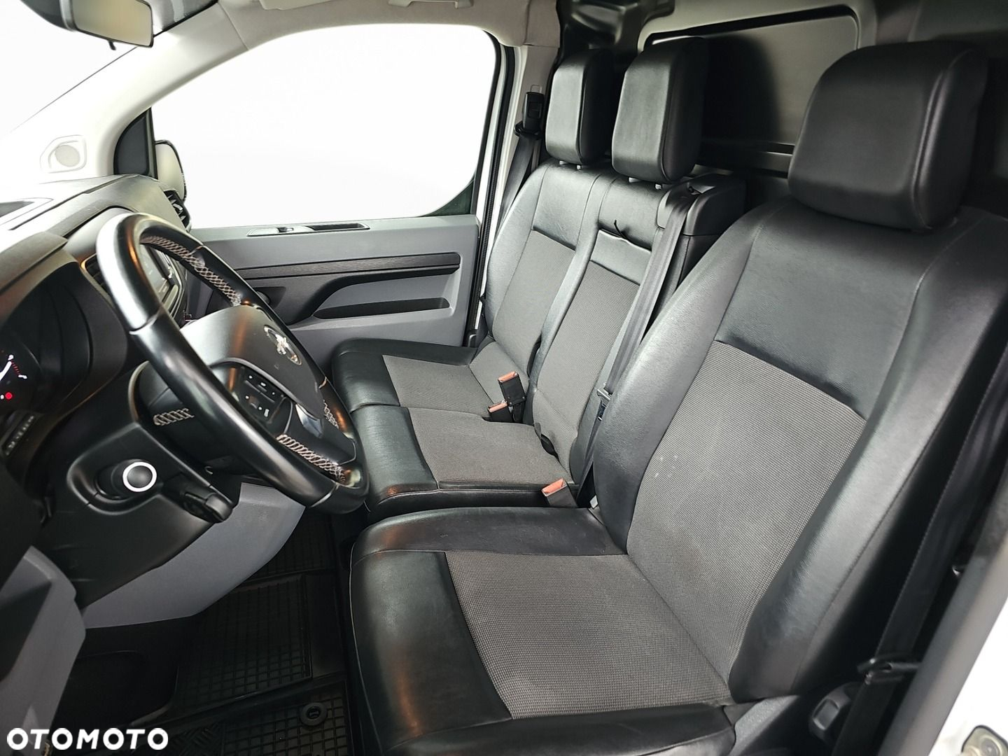 Opel Vivaro - 21