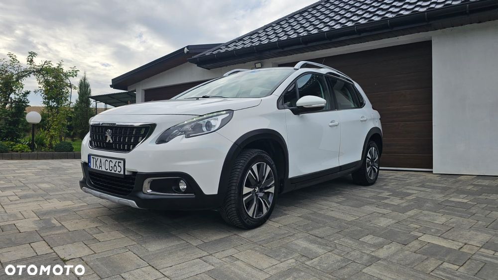 Peugeot 2008 1.2 Pure Tech GPF Allure S&S EAT6 - 3