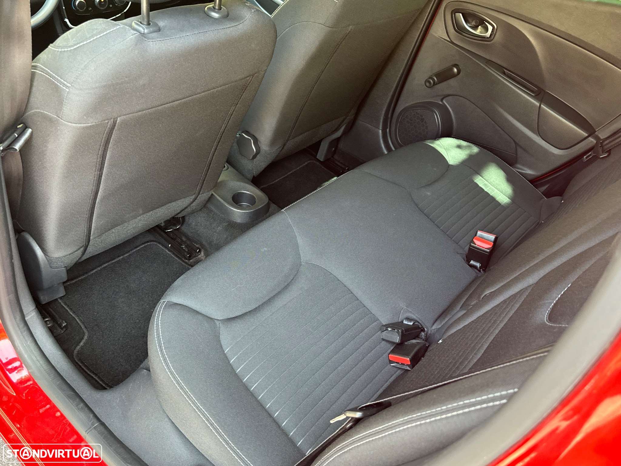 Renault Clio 0.9 TCE Limited - 13