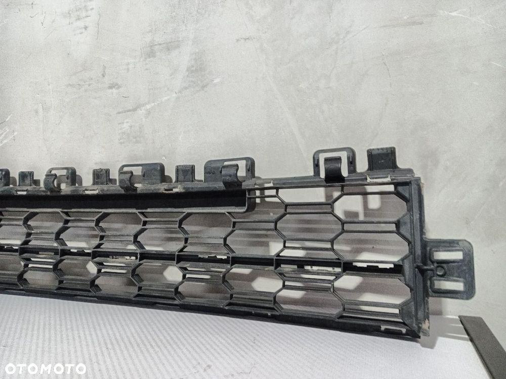 KRATKA ATRAPA ZDERZAKA DOLNA PRZÓD PRZEDNIA SKODA OCTAVIA IV 5E3853677A - 6