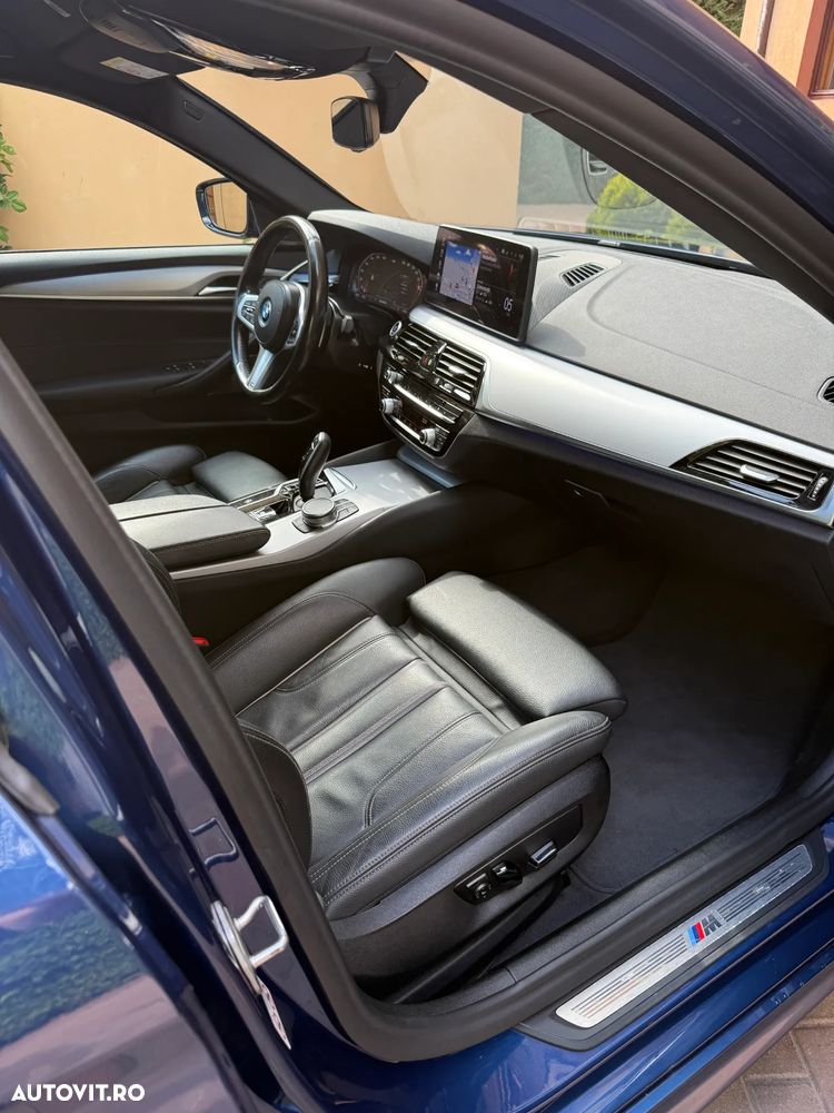 BMW Seria 5 518d AT - 8