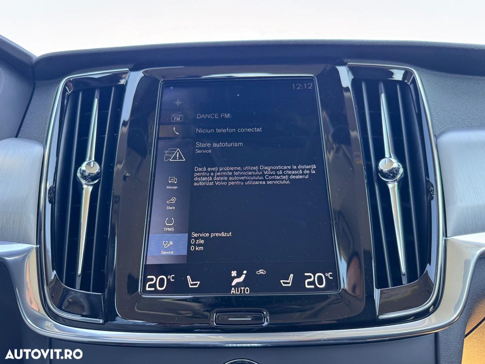Volvo S90 T8 Twin Engine AWD Geartronic Momentum - 36
