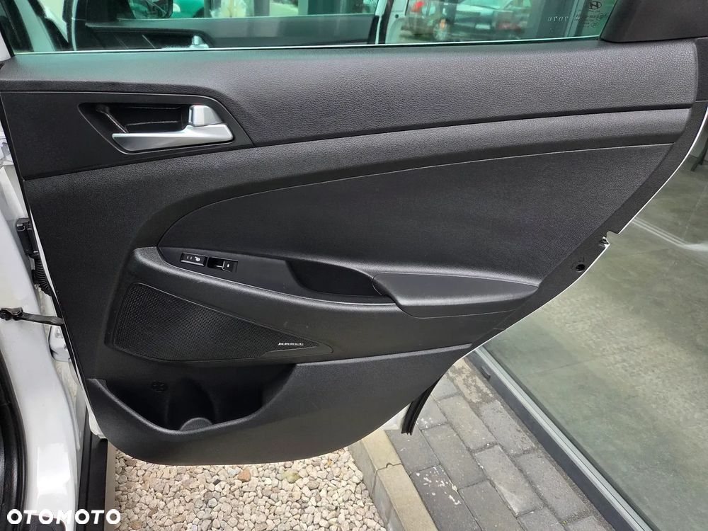 Hyundai Tucson blue 1.6 CRDi 2WD DCT Premium - 16