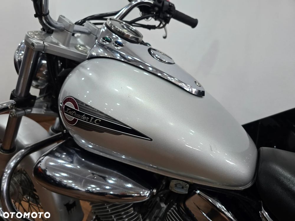 Suzuki Intruder - 18