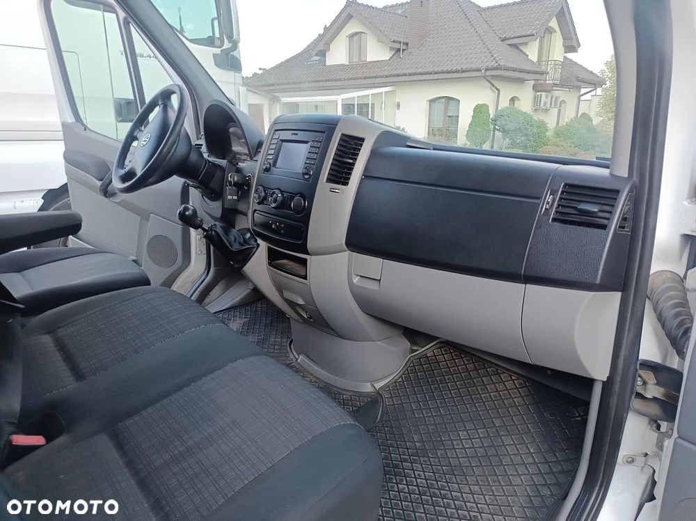 Volkswagen Crafter - 14