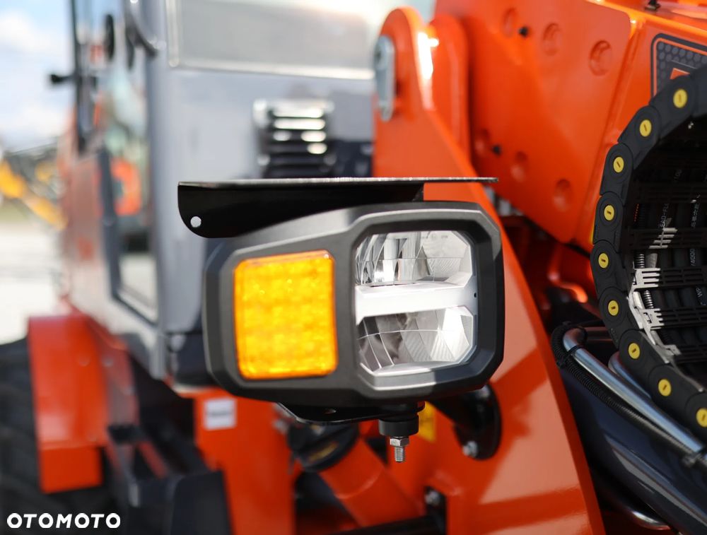 Inny NOWA ładowarka przegubowa teleskopowa TORQMATIK 811T - 36