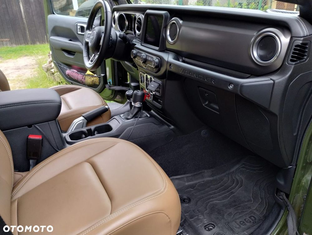 Jeep Wrangler Unlimited GME 2.0 Turbo Rubicon - 12