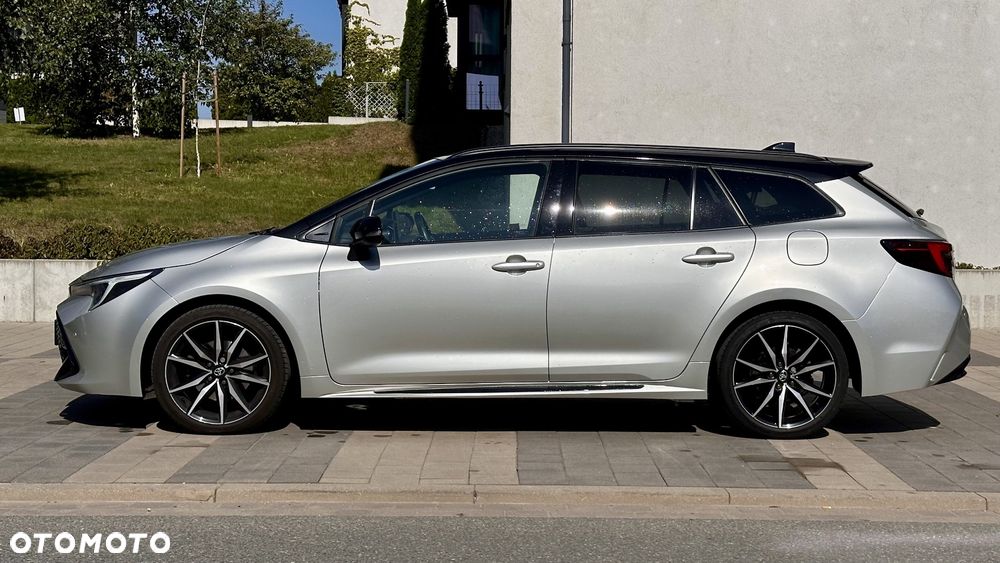 Toyota Corolla 2.0 Hybrid GR Sport Dynamic - 8