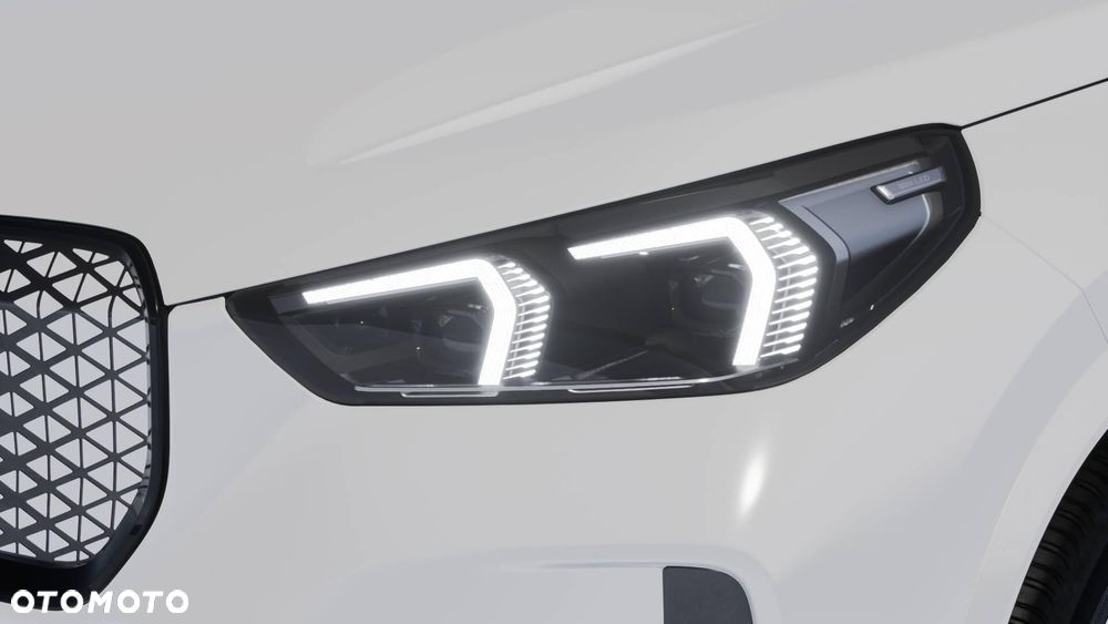 BMW iX1 xDrive30 66.5kWh M Sport Edition - 11