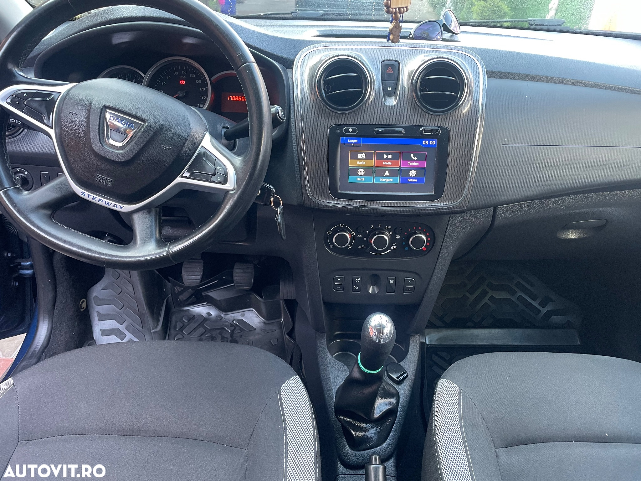 Dacia Sandero 1.5 90CP Laureate - 4