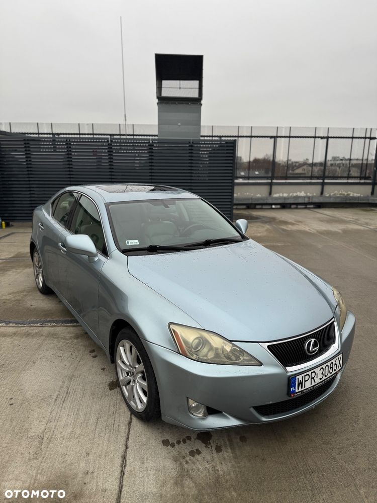 Lexus IS 250 - 3
