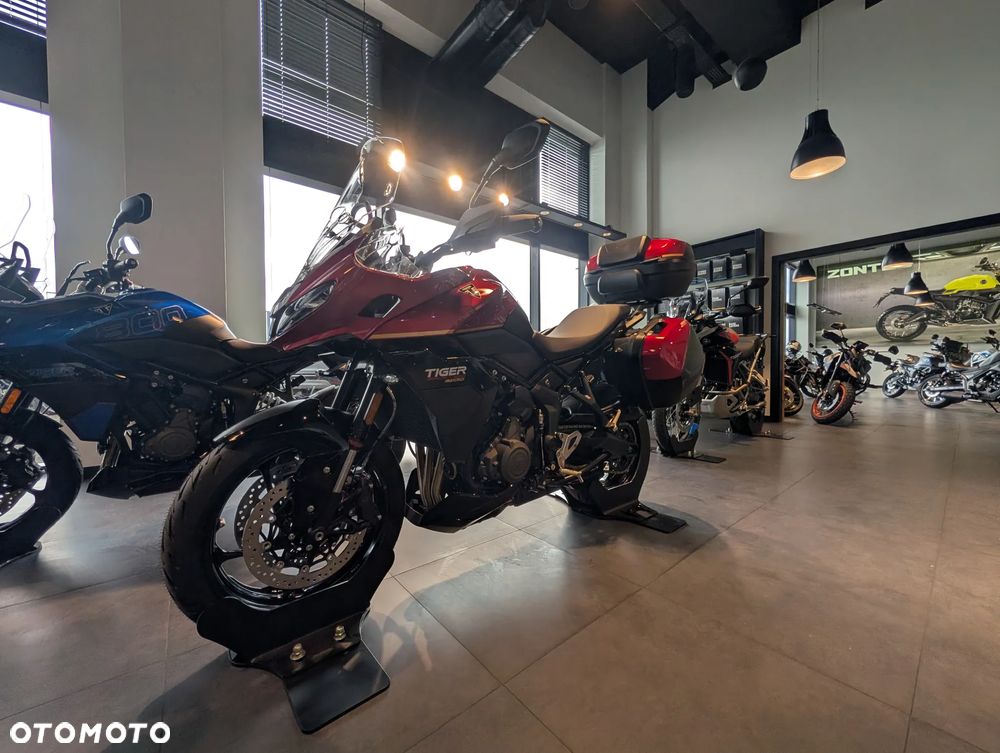 Triumph Tiger - 8