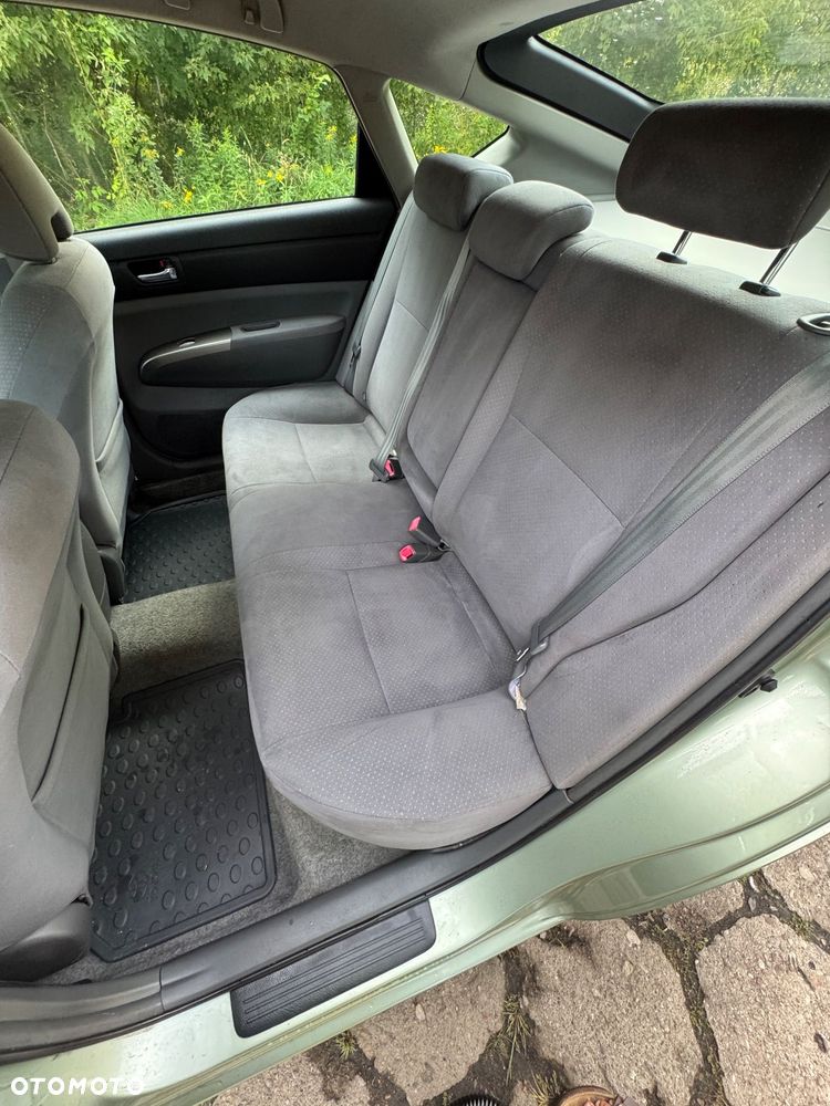 Toyota Prius 1.5 VVT-i Prestige - 29