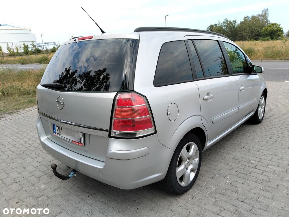 Opel Zafira 1.6 Enjoy - 6