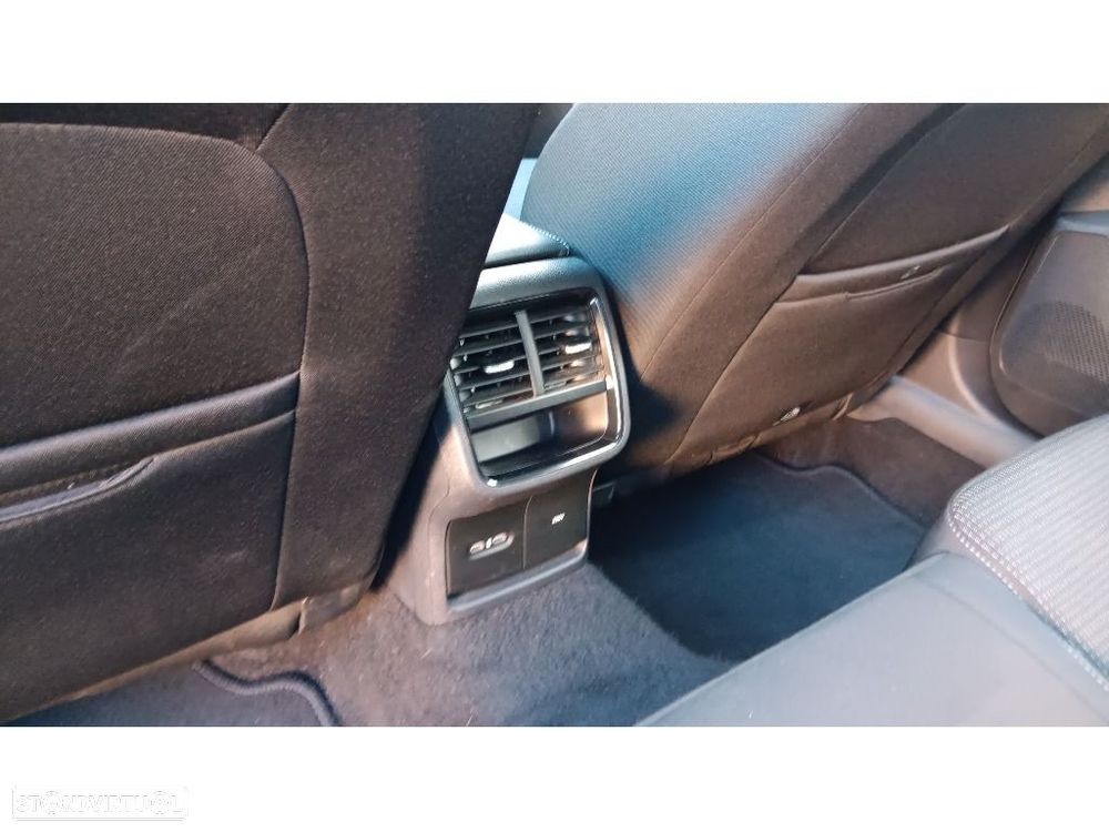 Skoda Octavia Break 2.0 TDI Ambition DSG - 26