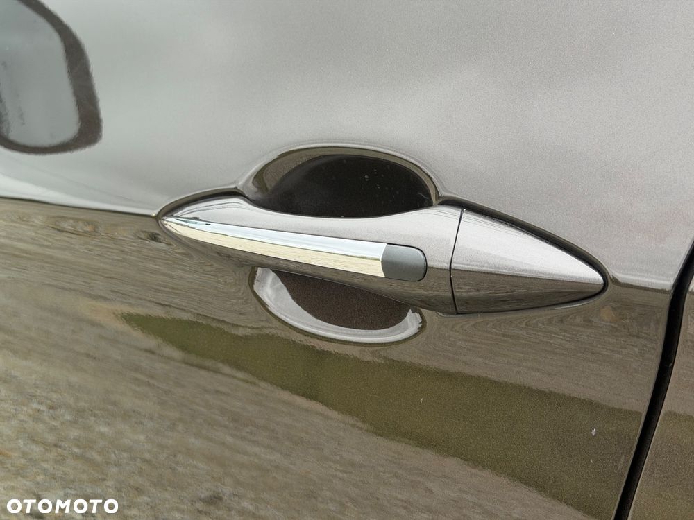 Hyundai i40 Kombi 2.0 Premium - 11