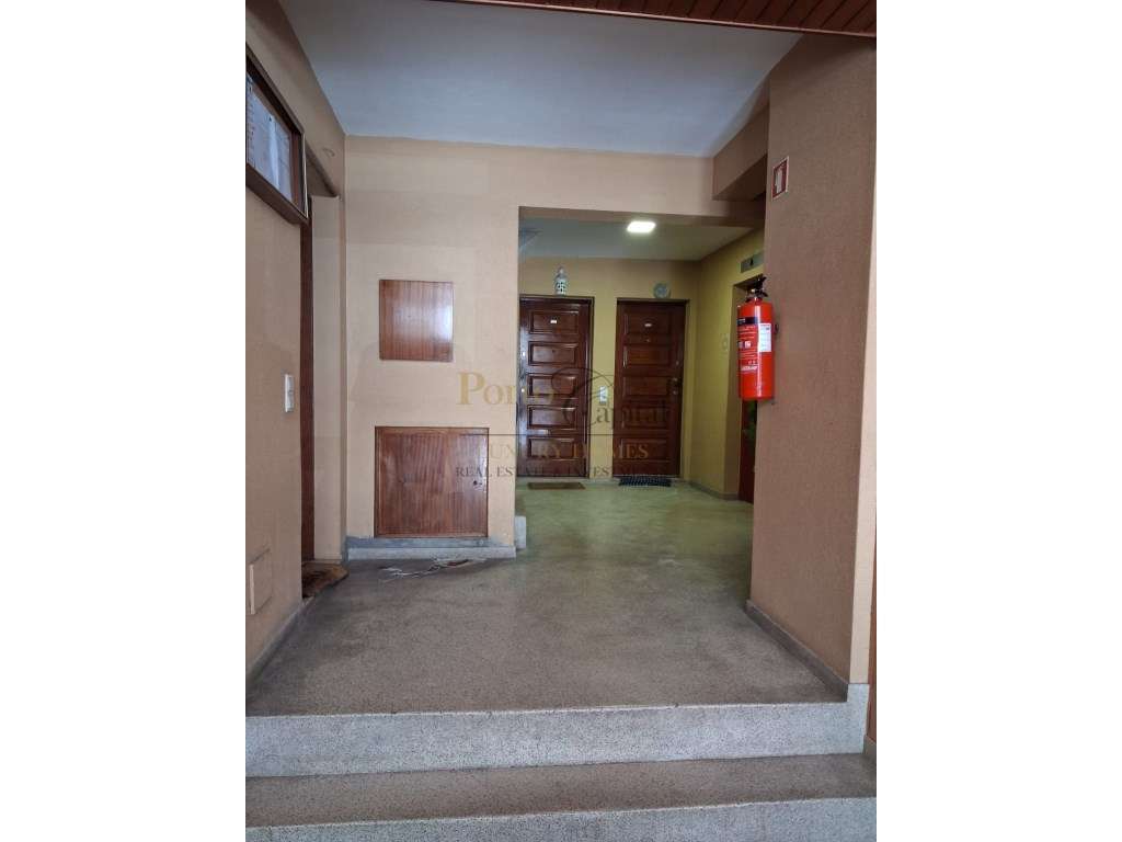 APARTAMENTO T3+1 COM FANTASTICA VISTA SOBRE O DOURO, UMA BOX (3 LUG... - Grande imagem: 2/39