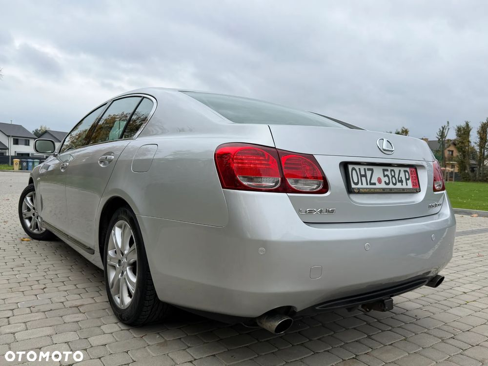 Lexus GS - 4