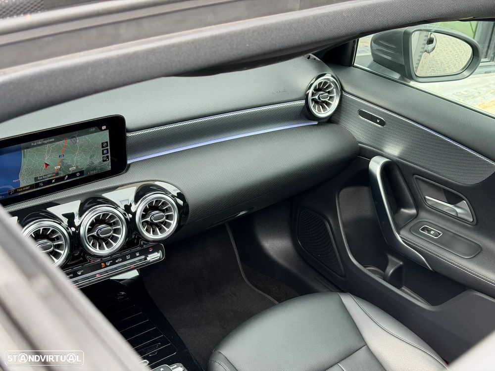 Mercedes-Benz A 250 Limousine e 8G-DCT Progressive Advanced - 38
