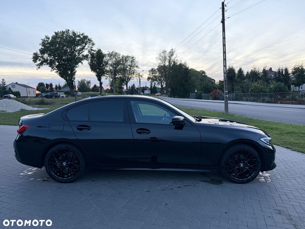 BMW Seria 3 320i - 7