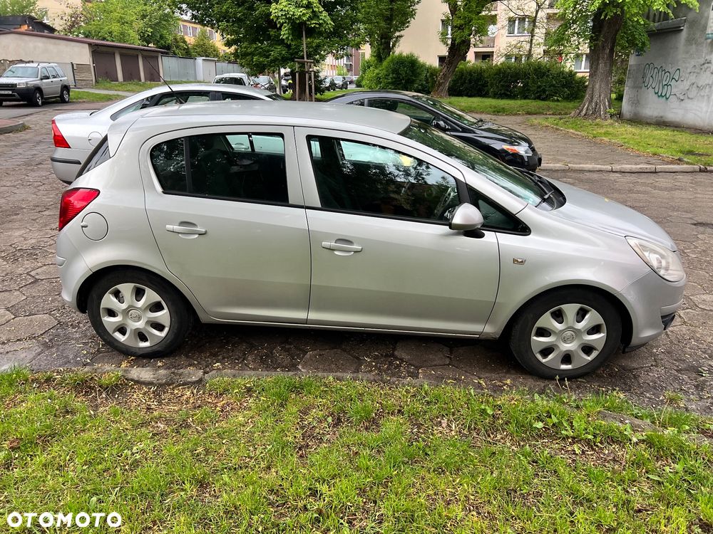 Opel Corsa 1.2 16V Cosmo - 5