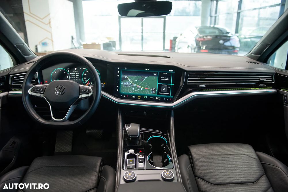 Volkswagen Touareg V6 TDI 4MOTION Elegance - 6