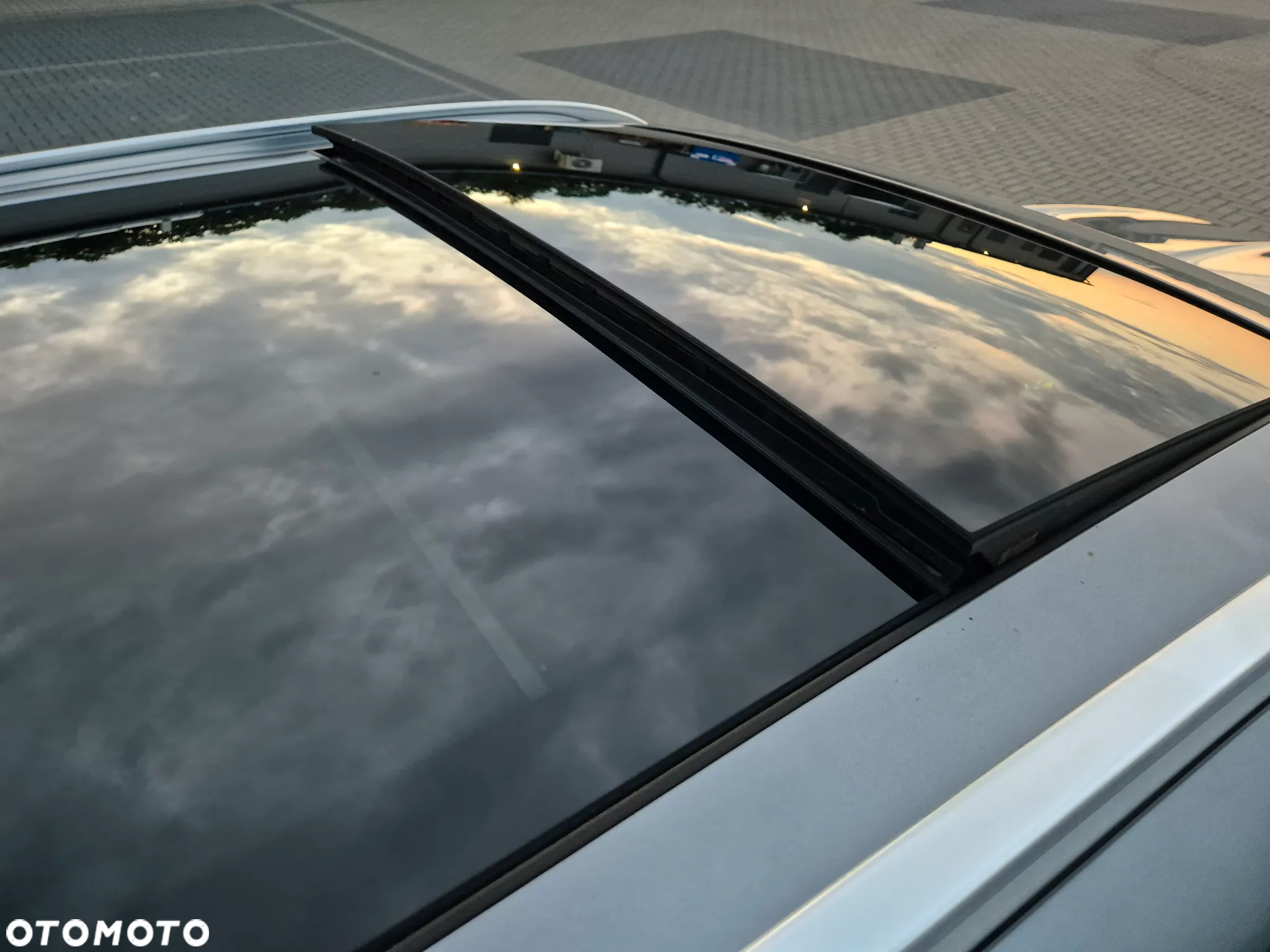 BMW Seria 5 520i Touring - 18