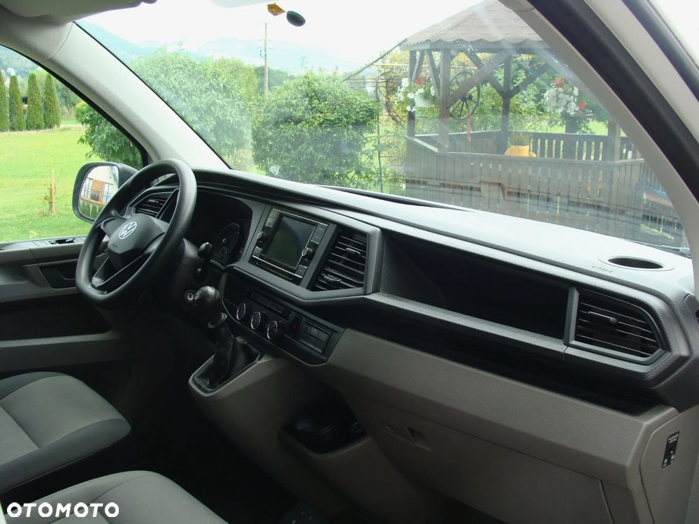 Volkswagen Transporter - 8