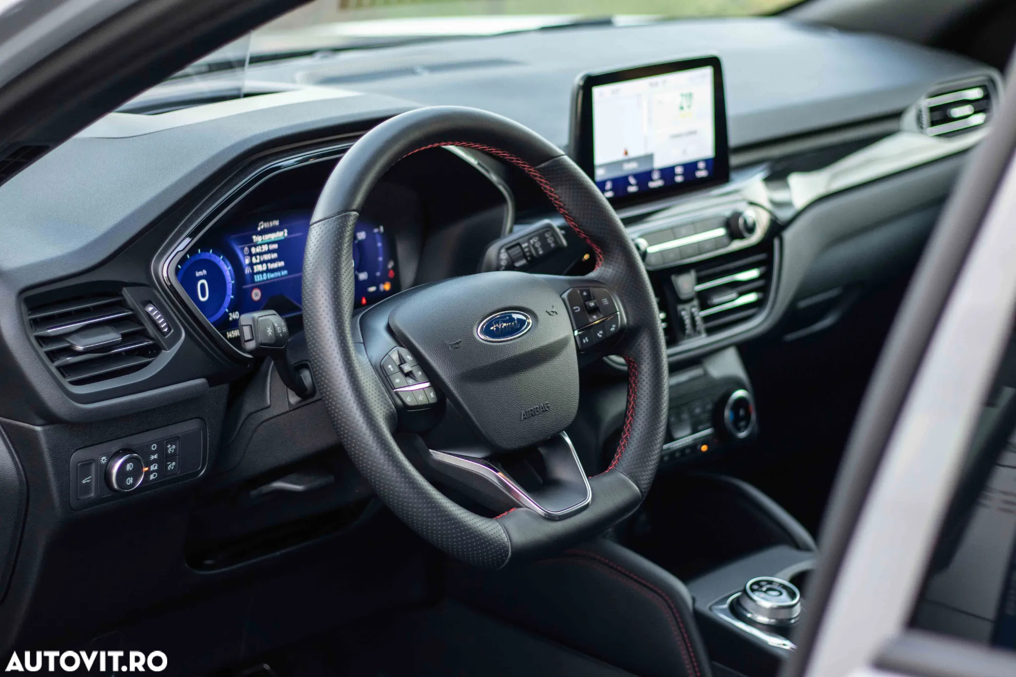 Ford Kuga 2.5 Duratec FHEV AWD ST Line X Graphite Tech - 11