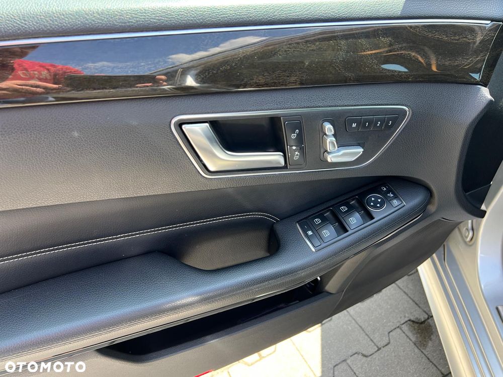 Mercedes-Benz Klasa E 300 BlueTEC 7G-TRONIC - 10
