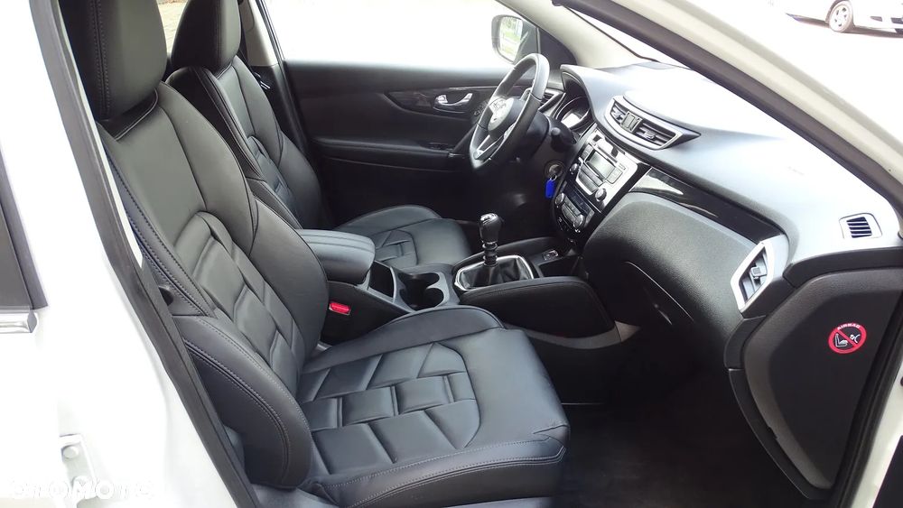 Nissan Qashqai 1.5 dCi DPF acenta - 12