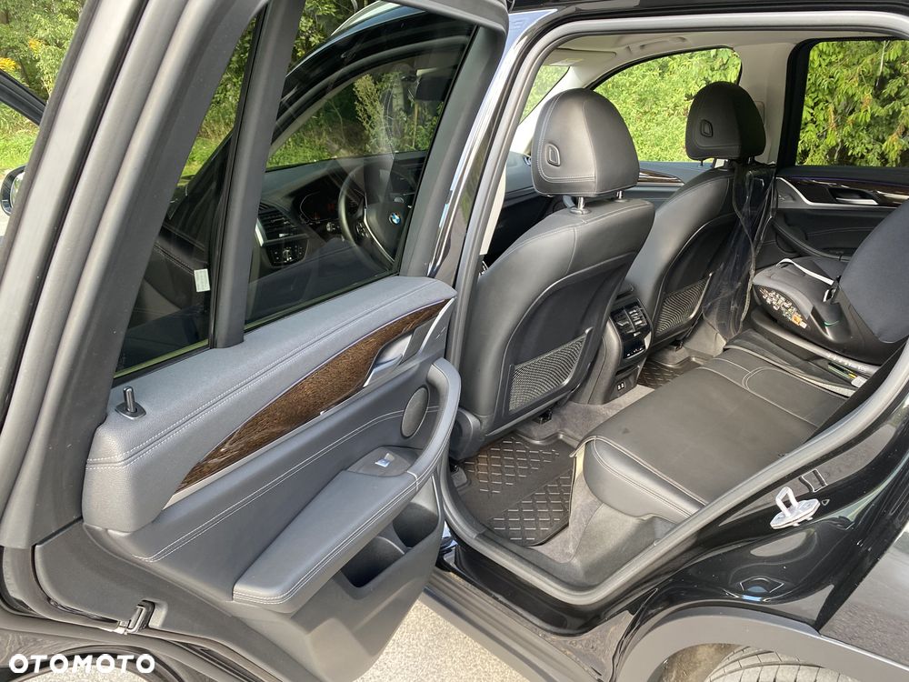 BMW X3 xDrive20i Luxury Line - 6