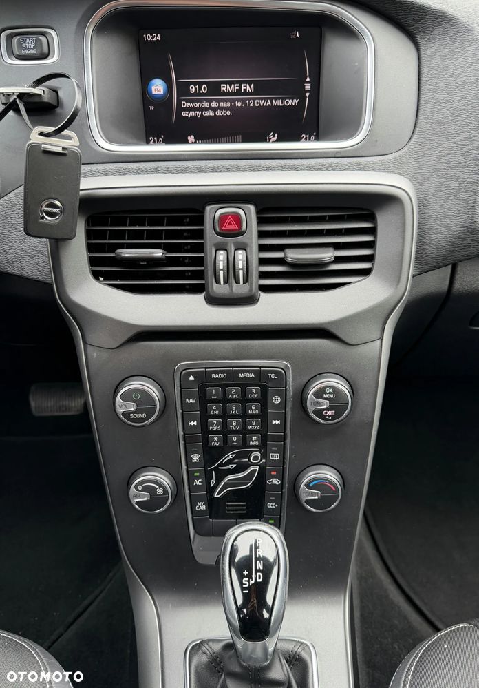 Volvo V40 D2 Geartronic Linje Svart - 13