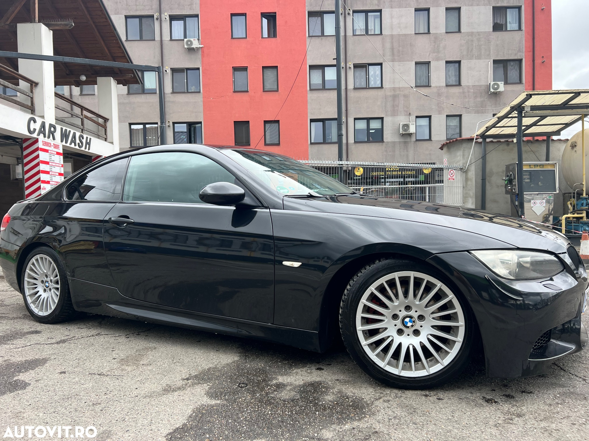 BMW Seria 3 325i Coupe Aut. - 6