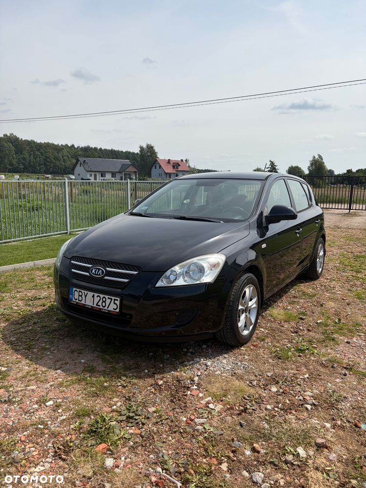 Kia Ceed 1.6 Comfort - 2