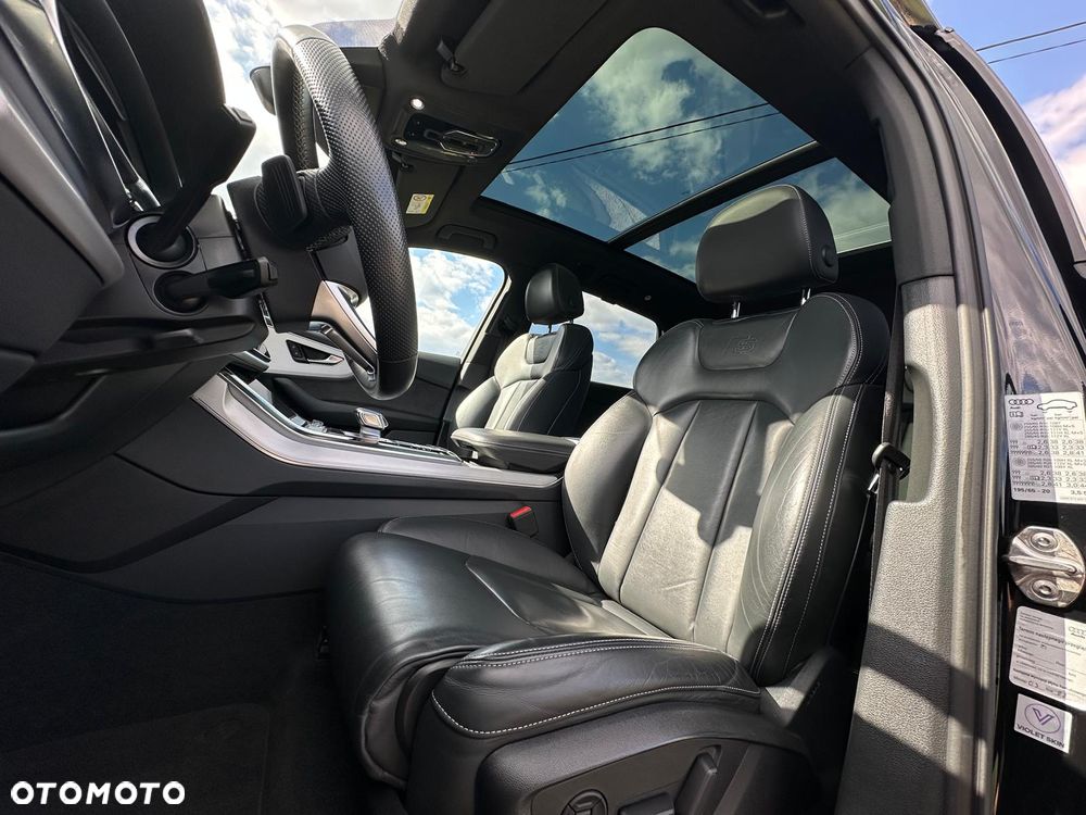 Audi Q7 50 TDI mHEV Quattro Black Edition Tiptr - 10