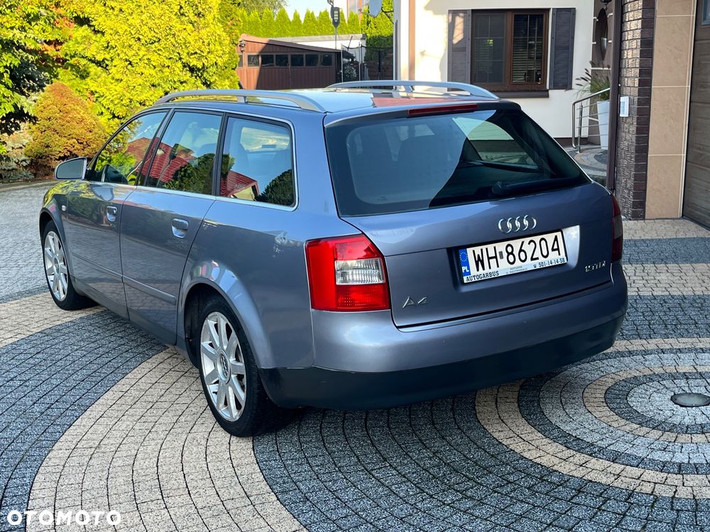 Audi A4 Avant - 31