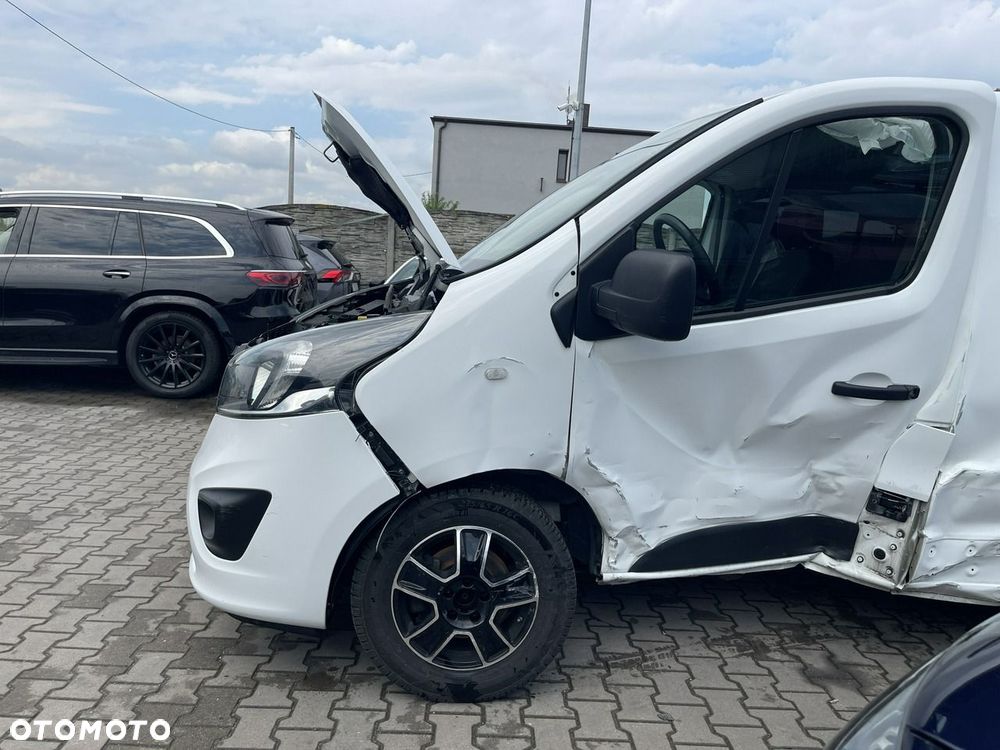 Opel Vivaro L2H1 2,9t Essentia - 4