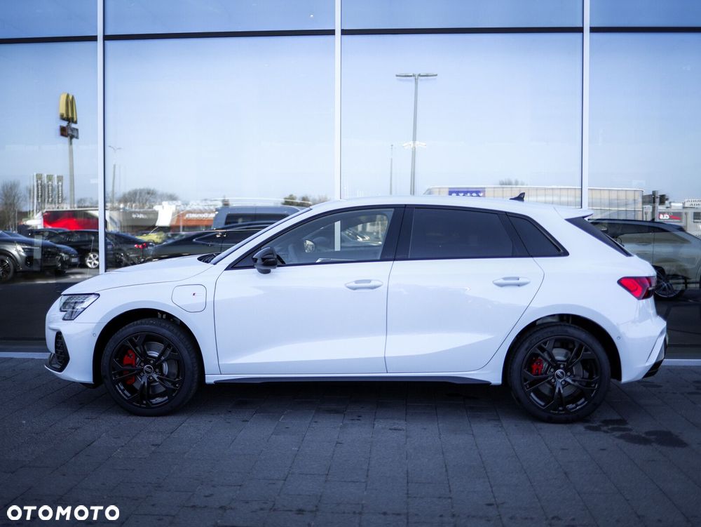 Audi A3 Sportback - 4