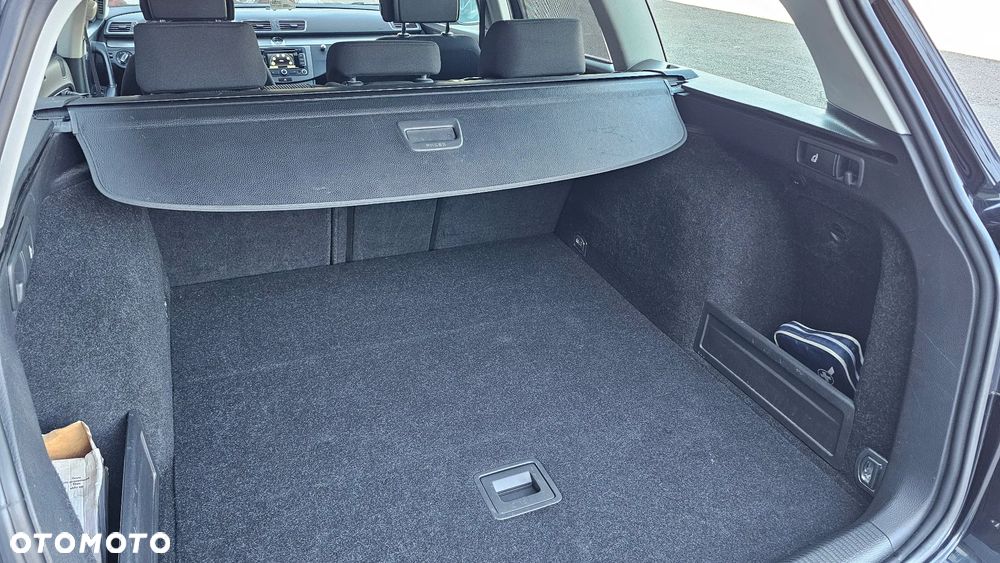 Volkswagen Passat 2.0 TDI Comfortline DSG - 6