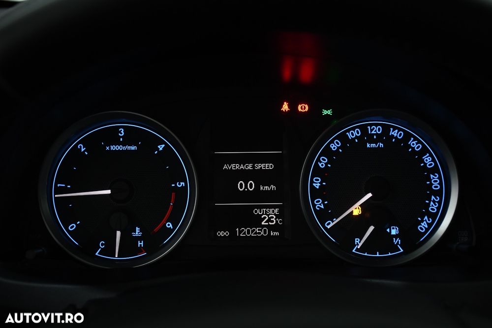 Toyota Auris - 20