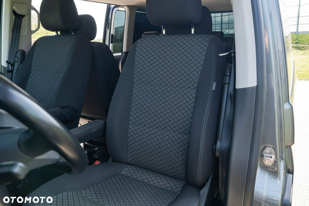 Volkswagen Multivan 2.0 TDI L1 Trendline DSG - 24