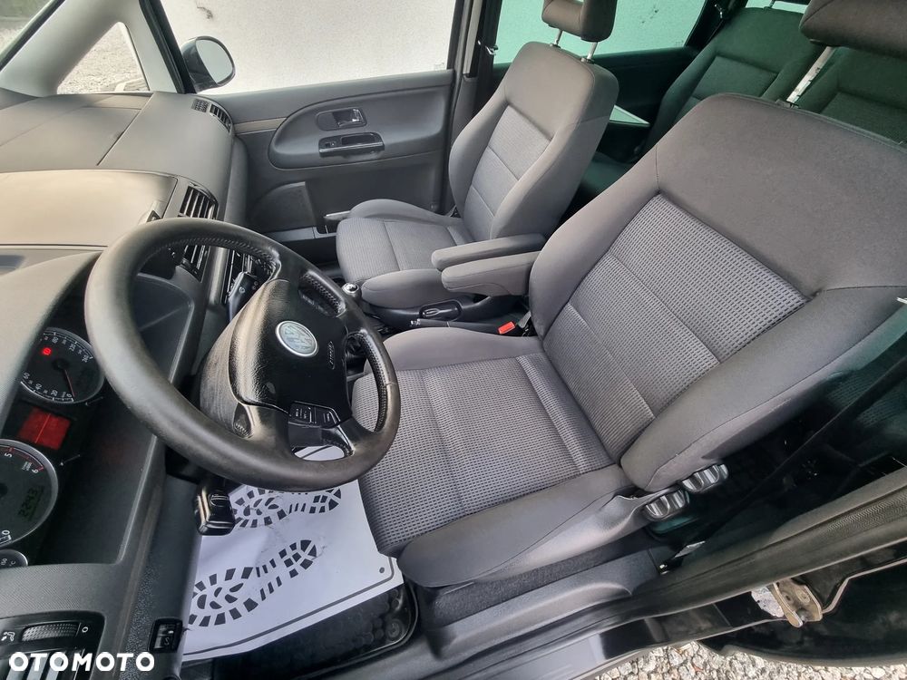 Volkswagen Sharan 1.9 TDI Comfortline Family - 9