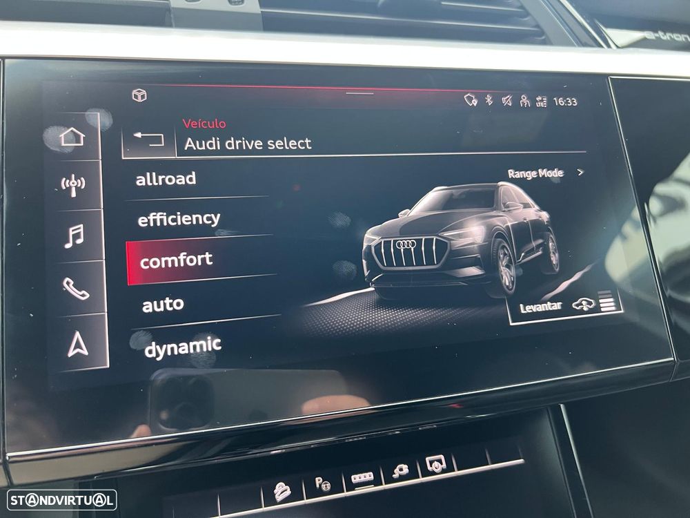 Audi Q8 e-Tron Sportback 50 quattro S line - 26