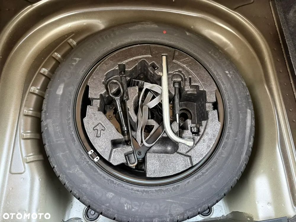 Skoda Octavia 1.6 TDI Ambition DSG - 22