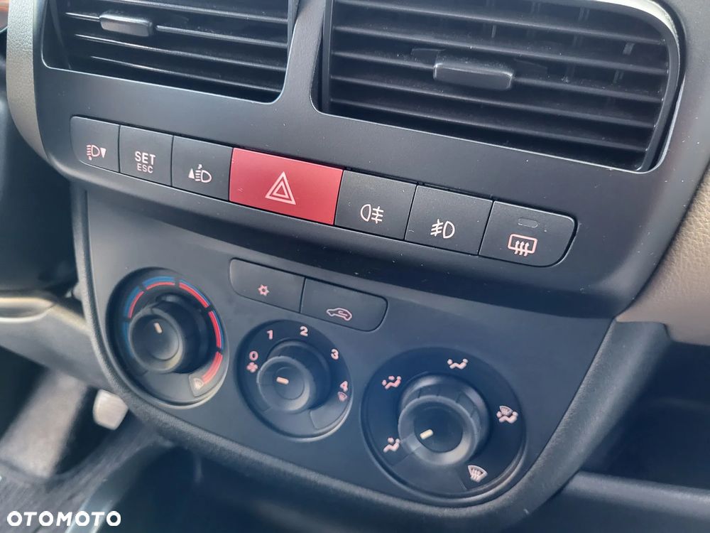 Opel Combo - 16