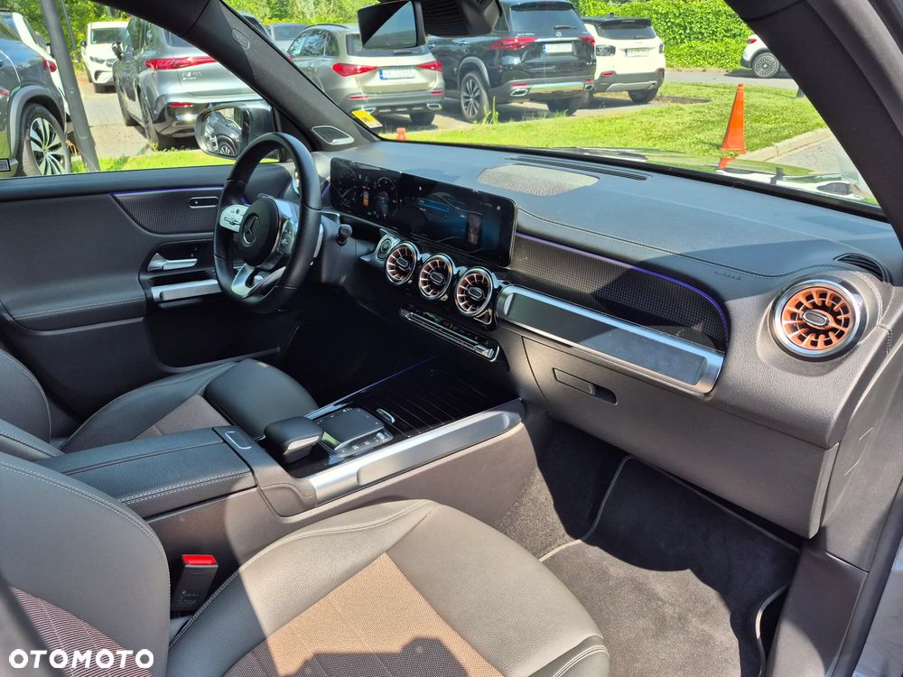 Mercedes-Benz EQB 300 66.5kWh 4-Matic AMG - 30