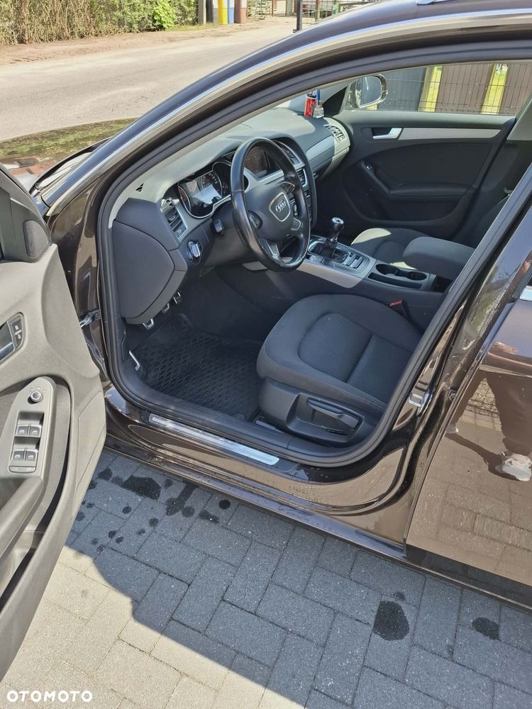 Audi A4 Avant 2.0 TDI DPF Ambiente - 5