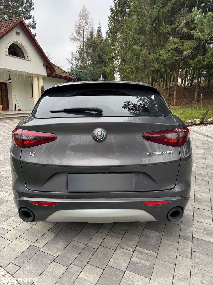 Alfa Romeo Stelvio 2.0 Turbo TI Q4 - 5